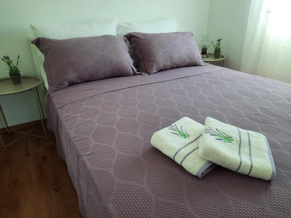 Bella Vista Apartment โกมาร์นา ภายนอก รูปภาพ