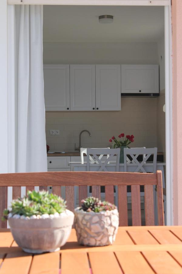 Bella Vista Apartment โกมาร์นา ภายนอก รูปภาพ